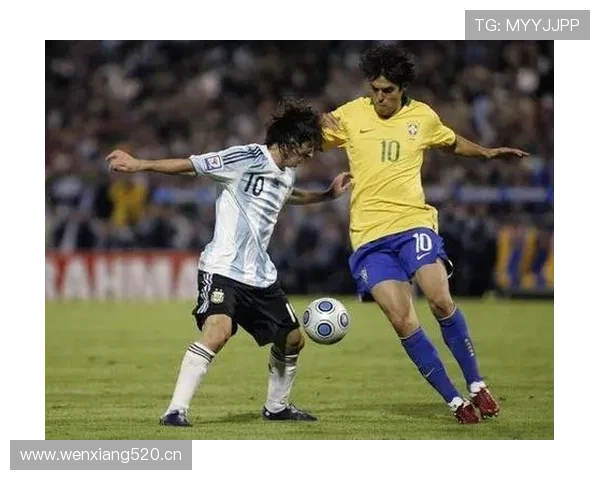 梅西与卡卡进攻效率及战术角色对比分析