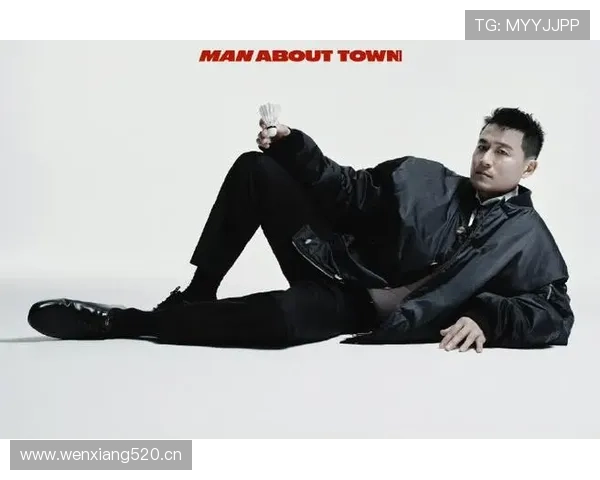 蔡赟，领奖台像电影男主，生活照像隔壁大叔，这反差笑死我